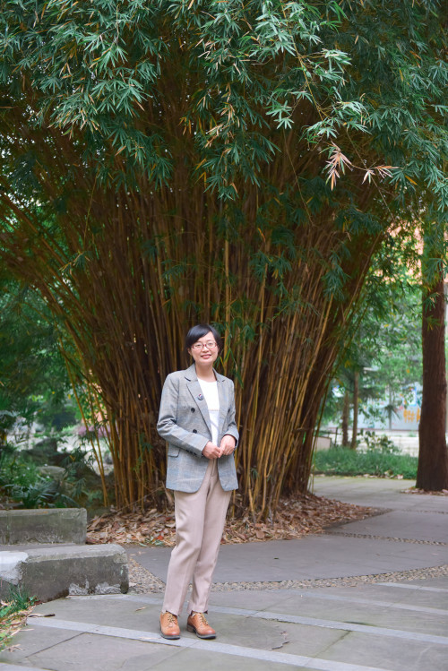 杨冬梅.jpg