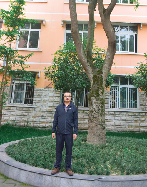 罗德龙.jpg